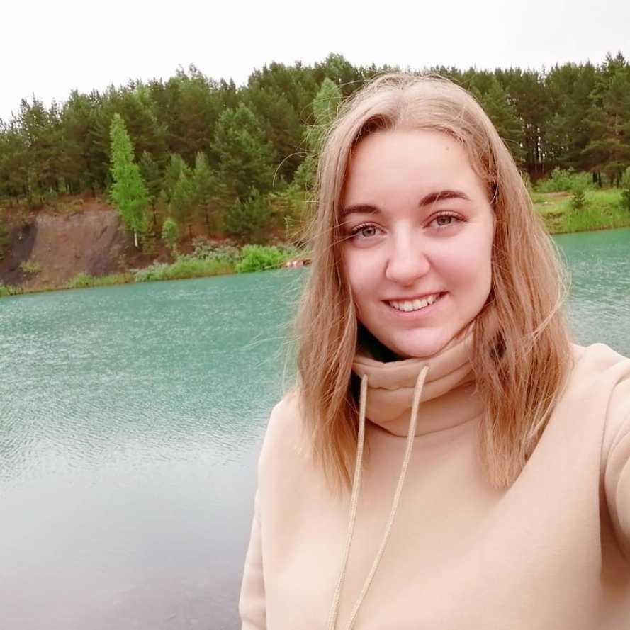 Попутчик Анна