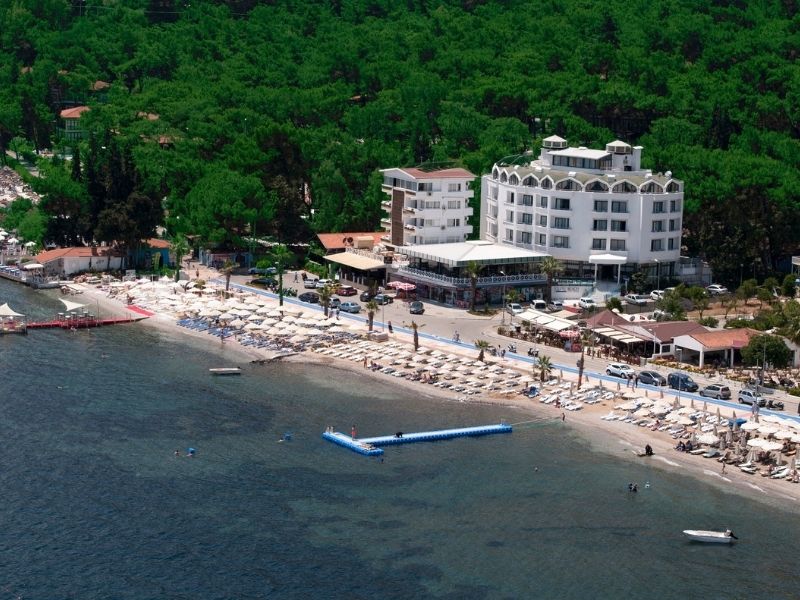CLASS BEACH HOTEL